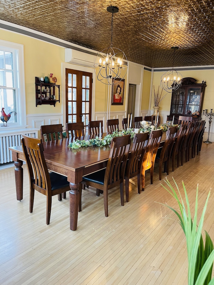 Carriage House B&B