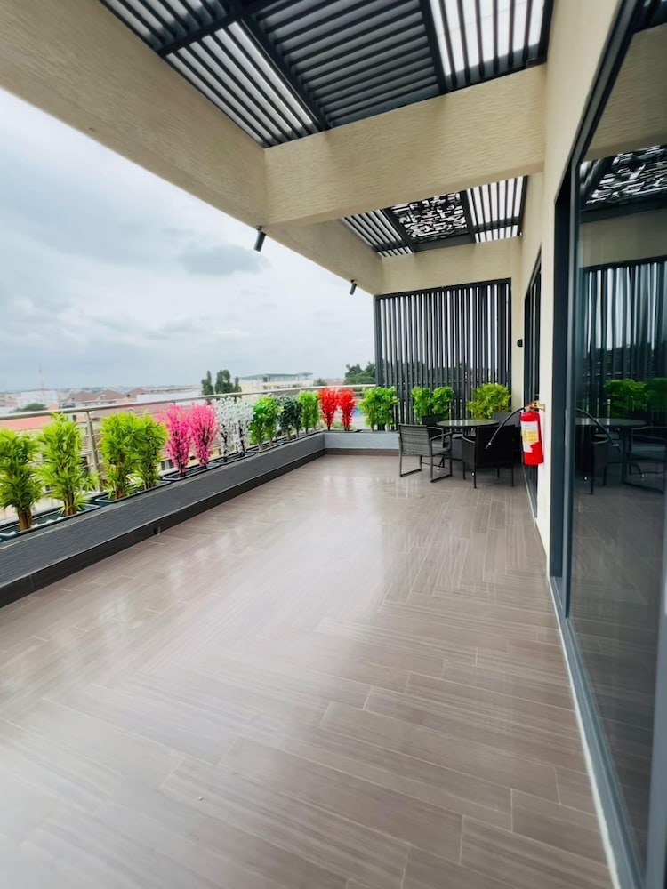 UDA APARTMENT