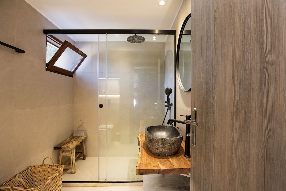 Maratho Villa - With Private Pool