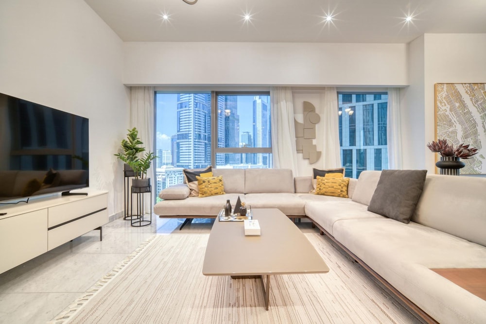 Modern Elegance w a New York Edge Difc Apt