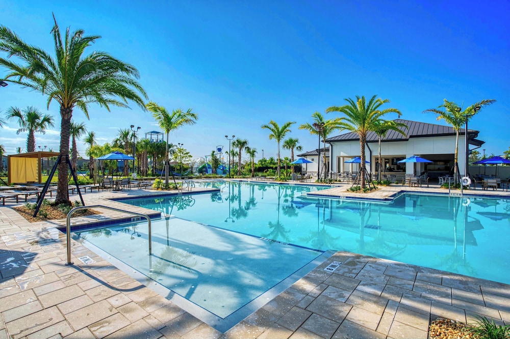 1417 Rolling Fairway Dr