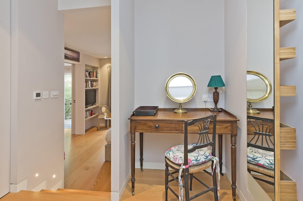 5 Bed Home Maida Vale