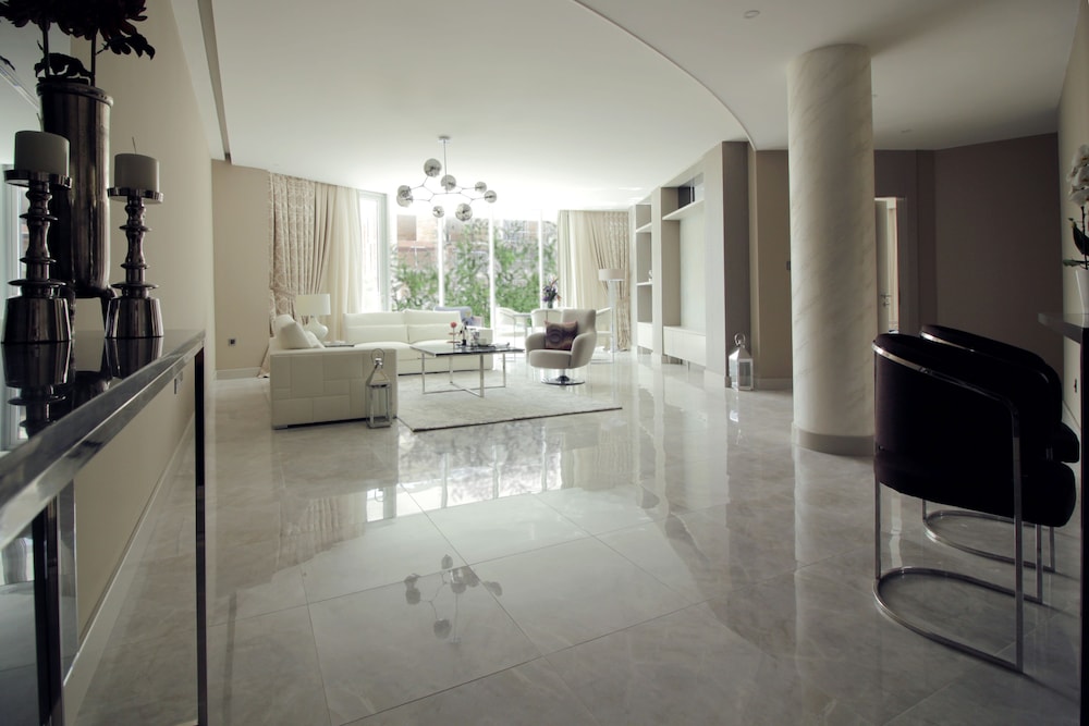 Carrington Gold Tower, photo 32