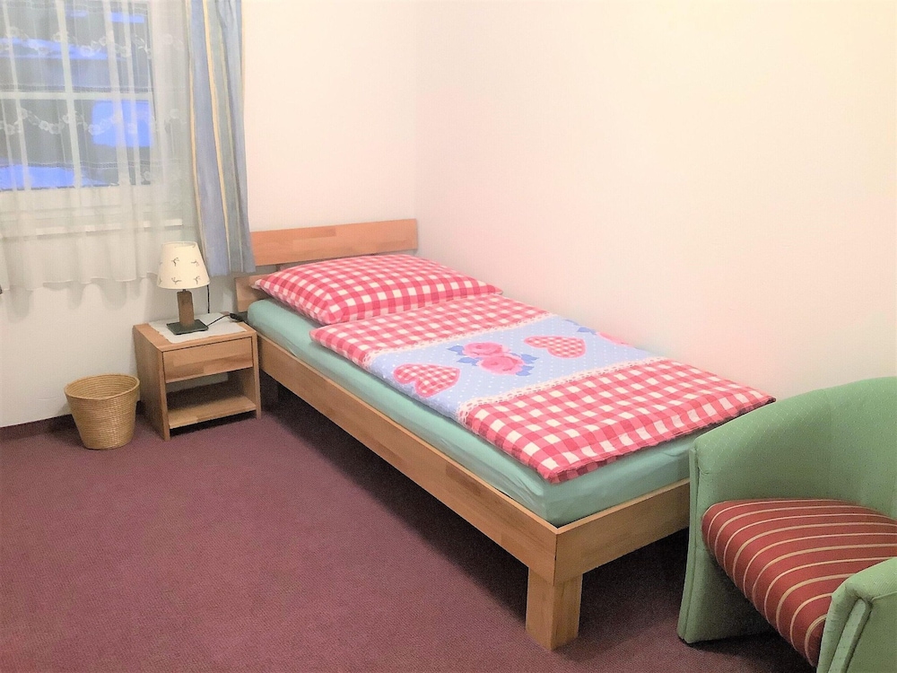 Comfortable Holiday Home With Garden in Leogang