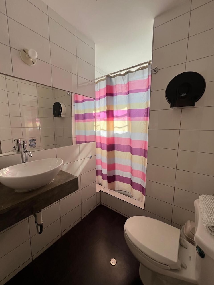Wasi Airport Lima B&B