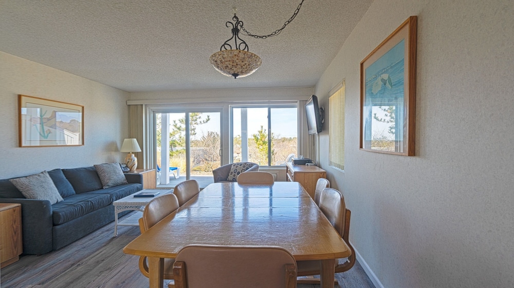 Sea Crest Resort