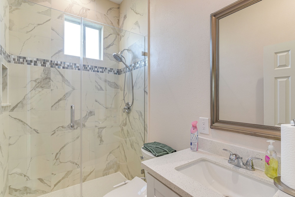 Farm Animals On-site: Needville Ranch Getaway!