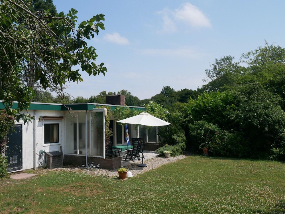 Cozy Family Home With Lovely Garden