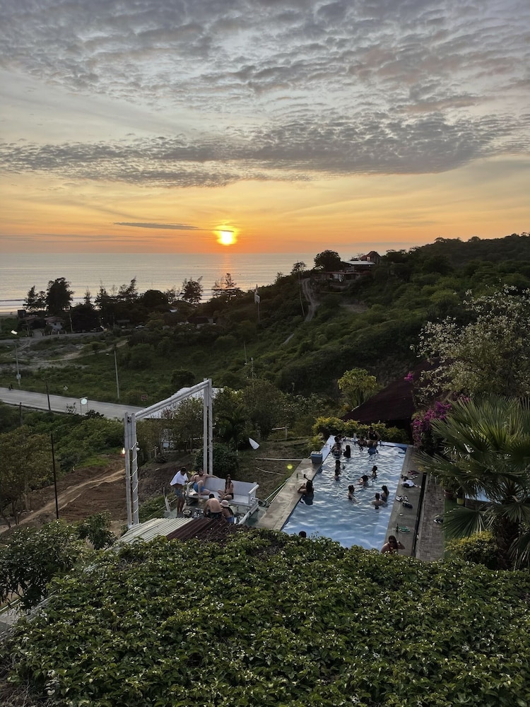 Punta Hills Montanita