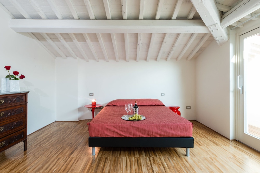 Rosso di Sera Relais Tuscany