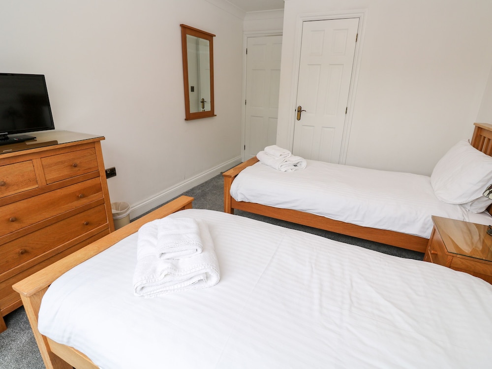 9 Porth Veor Villas view 4