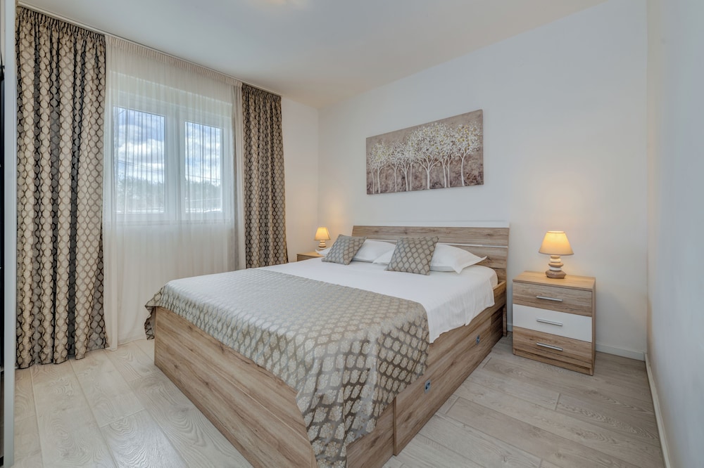 Villa Aurora Mare - Kaštel Novi