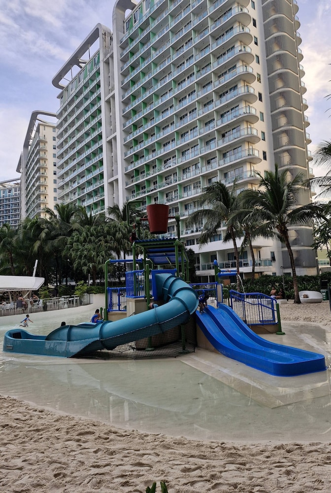 Last Minute Deal Azure Staycation June Promo!