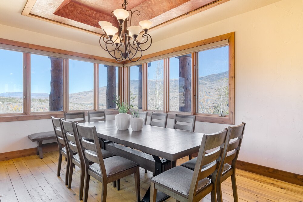 Summit County Vacations - Topaz Estate by Avantstay Luxe Home, Pool View - Property Image 35