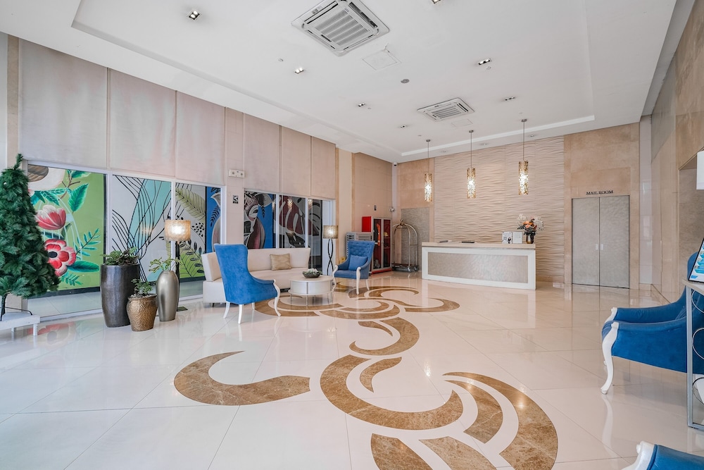 Tess and Tessha Condotel near T3 Airport