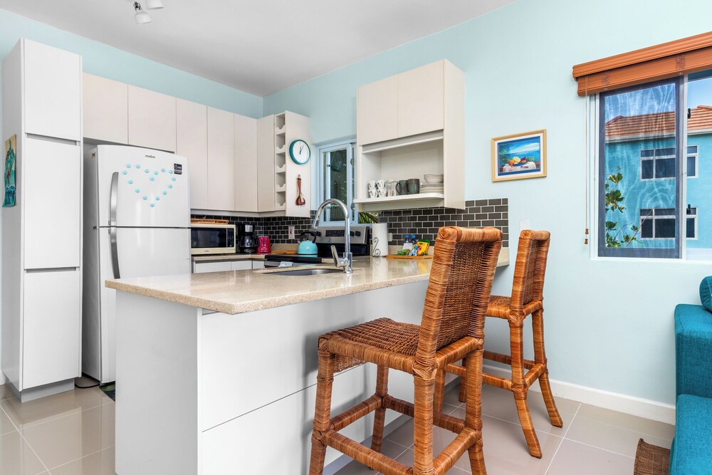 Teal Horizon OceanfrontCaribbean Escape