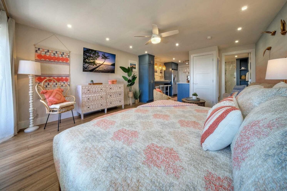 2 Studios Beach Boardwalk, 2 Pools, Tennis/pickleball Island Retreat Complex