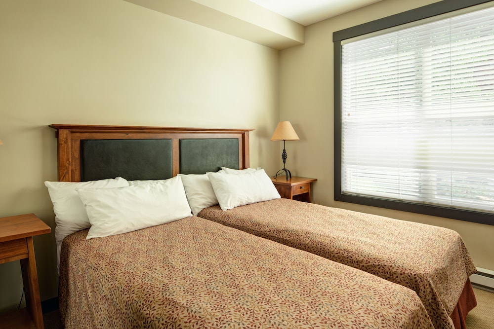 Panorama Mountain Resort - Ski Tip Tamarack Condos - Image 4