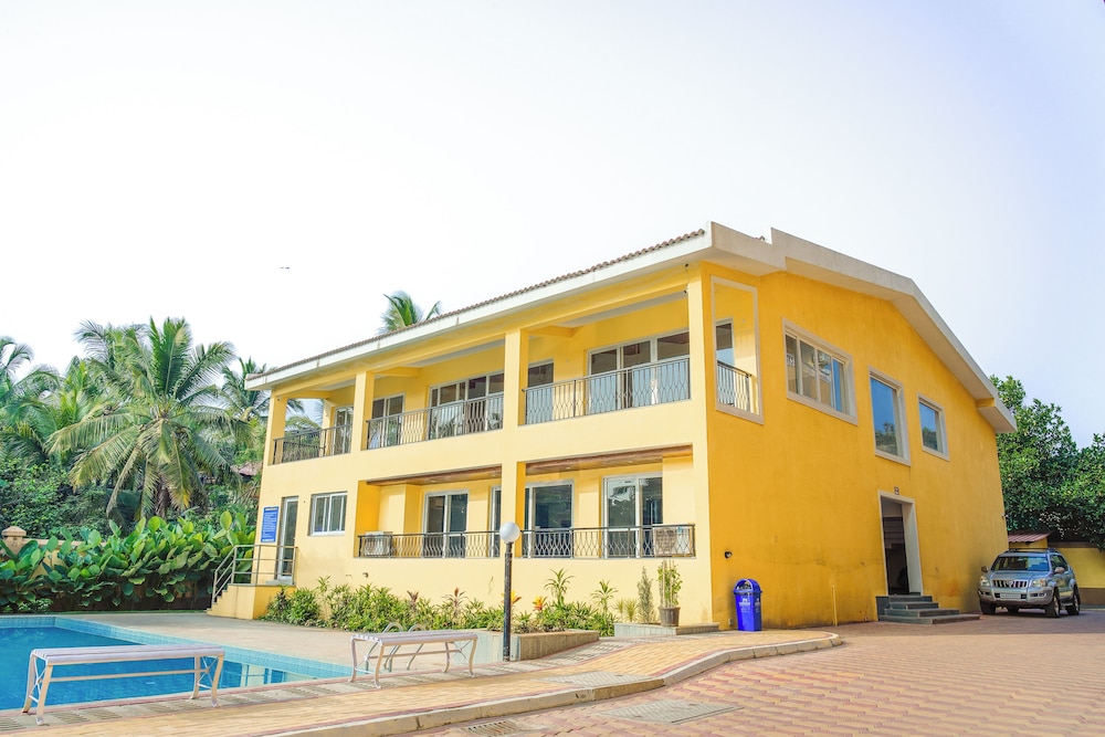 Alaya Stays Veera Marina 1BHK with Pool