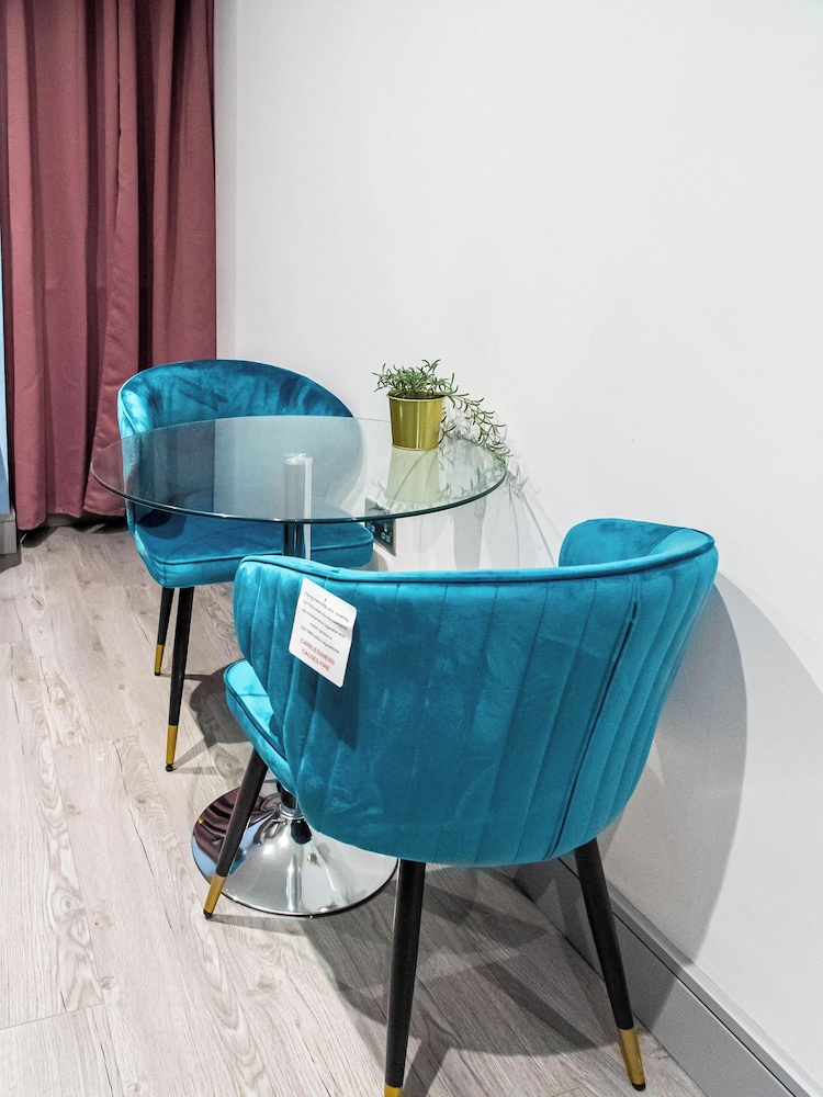 Bradford City Apartment - Bolton Road Oasis