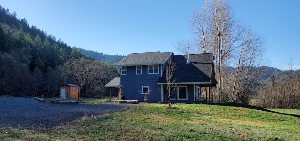 Quail Run River View Cottage