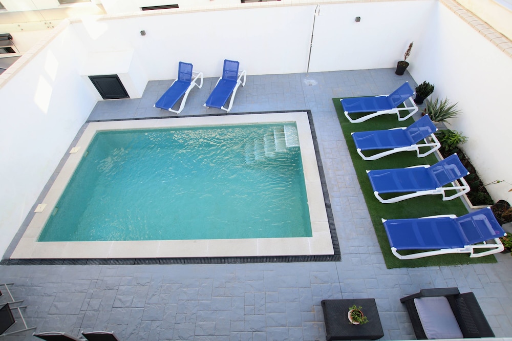 Tess Casa Sargantana