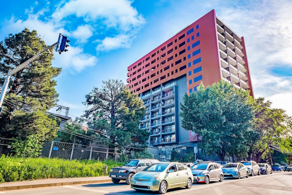 HB apartments University