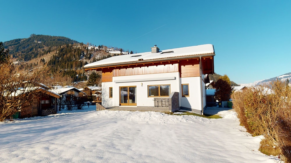 Mountain Nests - Chalets Apartments