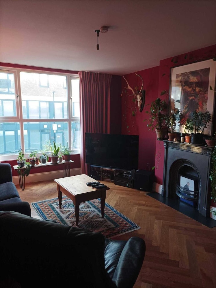 Colourful & Modern 3BD House - Shoreditch