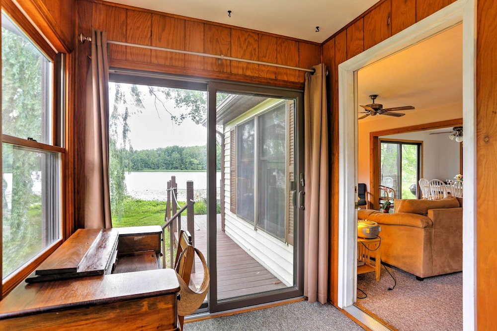 Coldwater Vacations - Waterfront Cottage w/ Dock on Dragon Lake! - Property Image 11