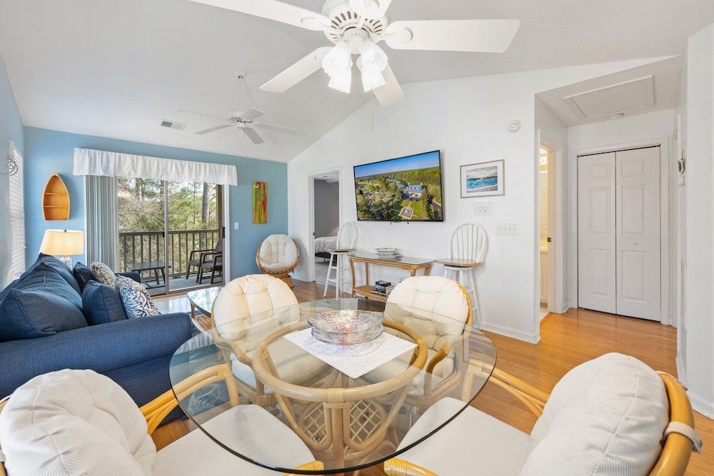 53e Bayside Birdie 2 Bedroom Condo