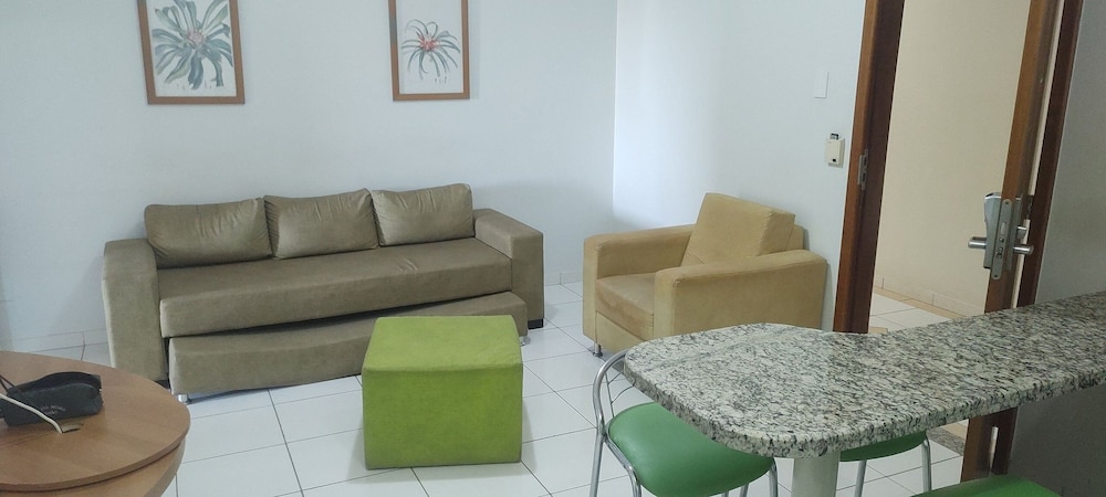 Condominio Golden Dolphin Resort via Roberto Imoveis