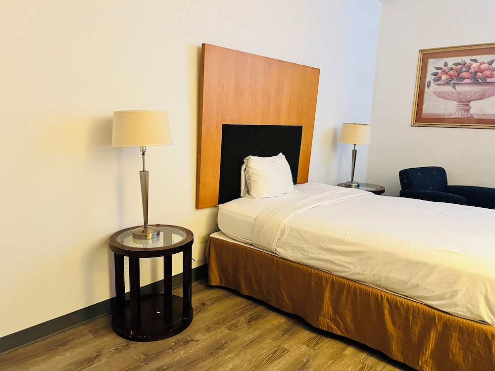 Kings Inn By OYO Calumet Park I-57 - Property Image 38