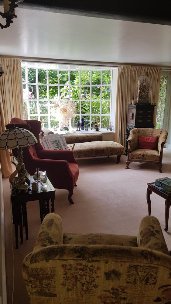 Holly House