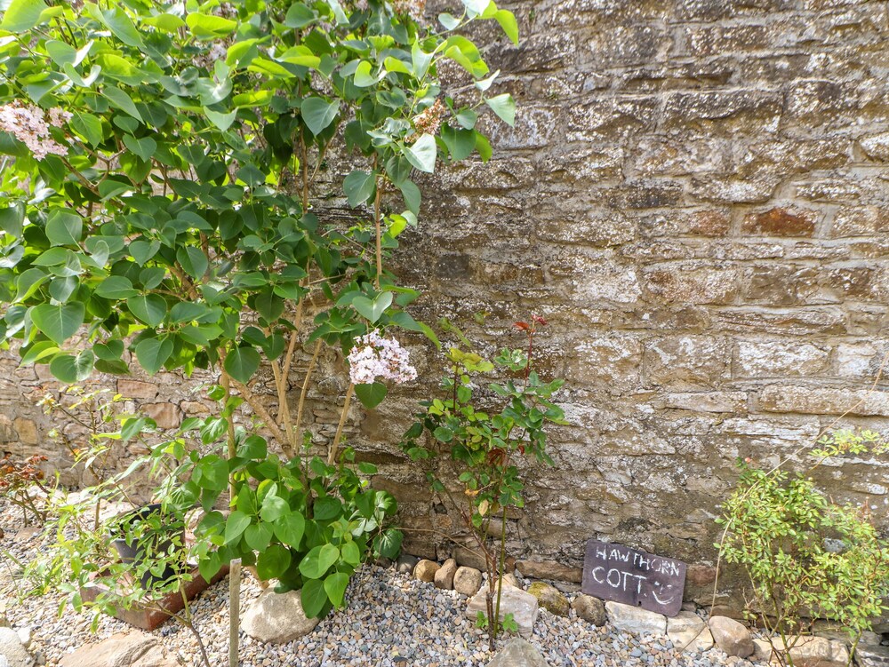 Hawthorne Cottage