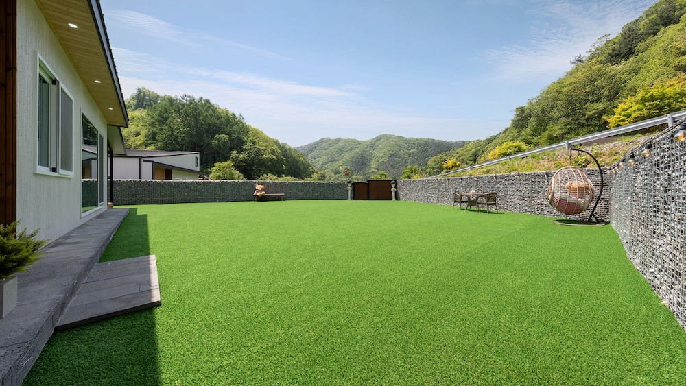 Hongcheon Lucky Dog Pension