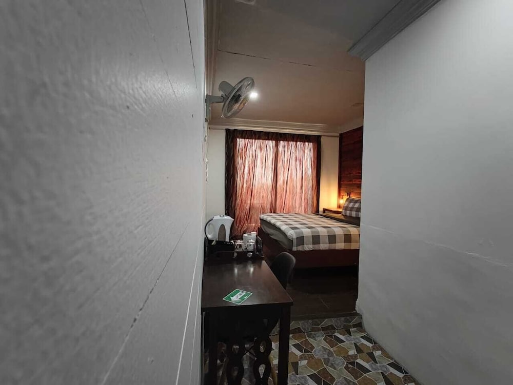 Ceaser's Place, photo 10