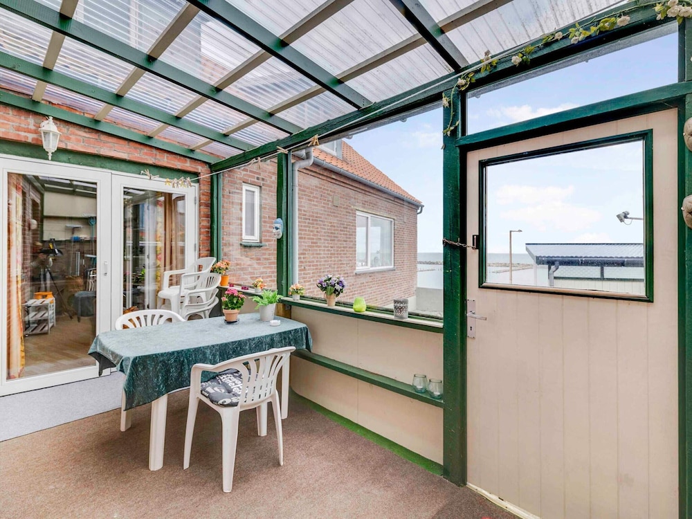 5 Star Holiday Home in Ronne