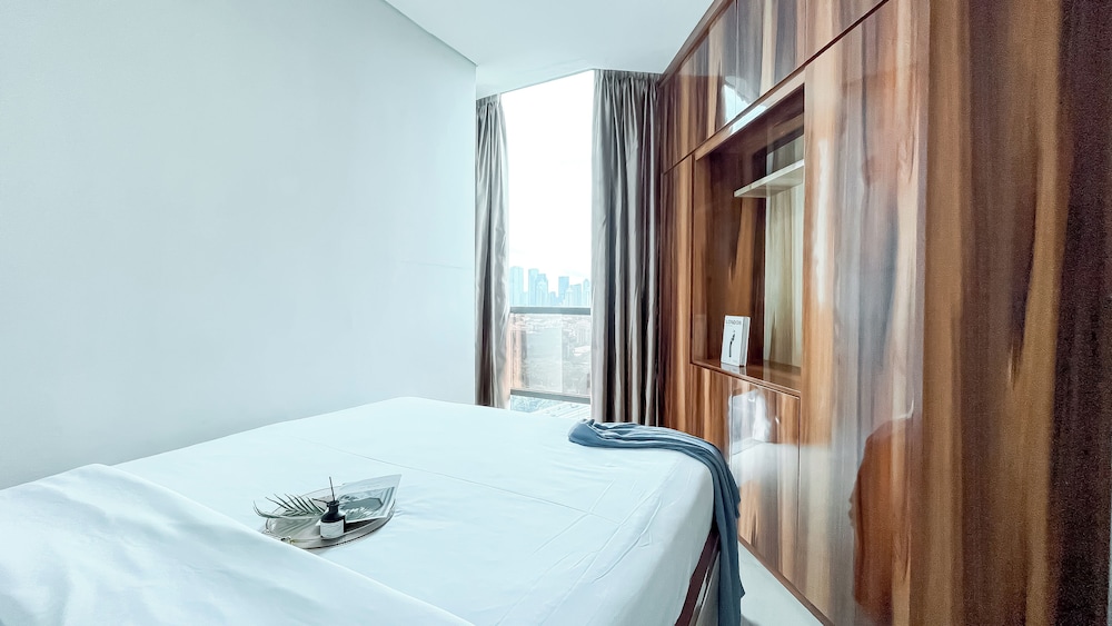 Spacious 2BR Apartment at GP Plaza