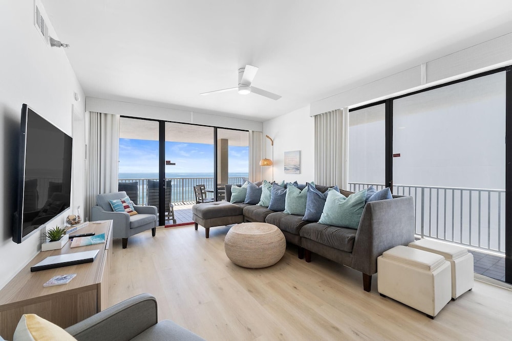 Romar Place 806