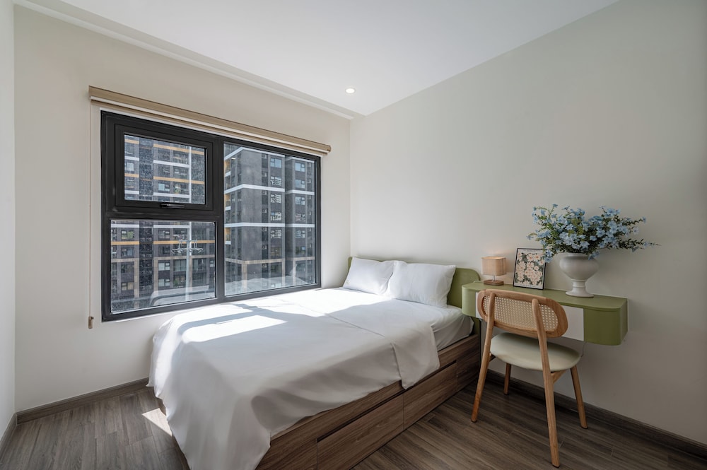 LA Nest 1bed with pool view big deal