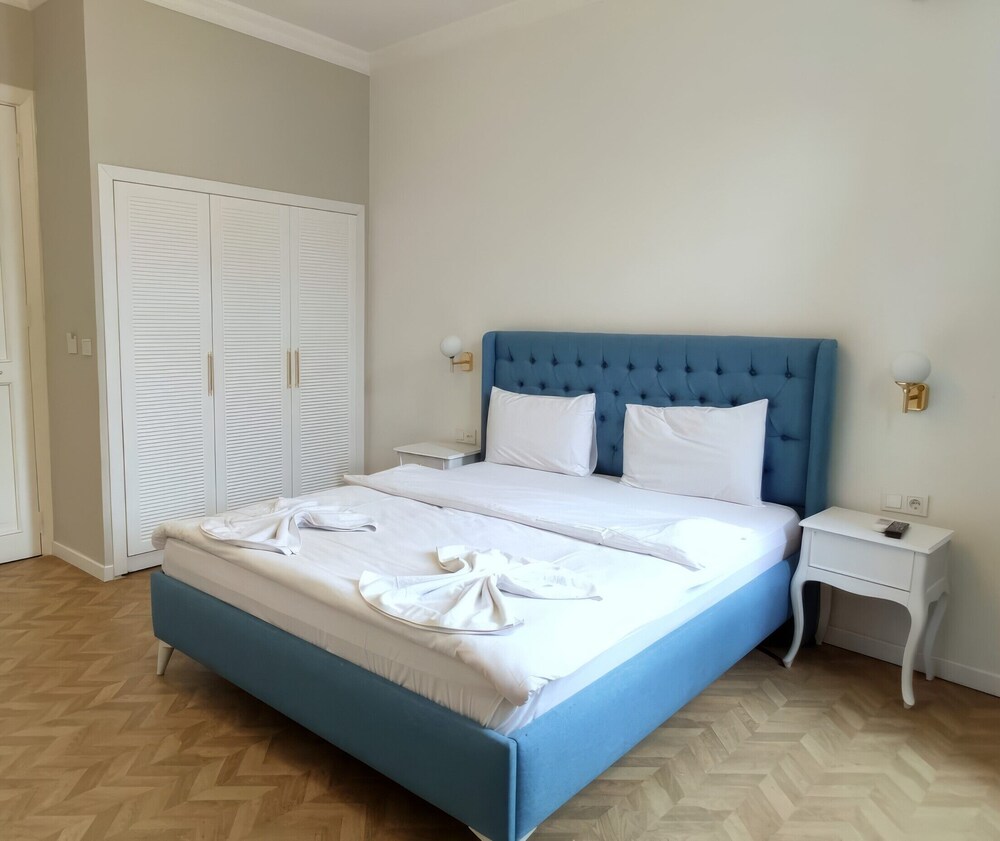 Revina Hotel