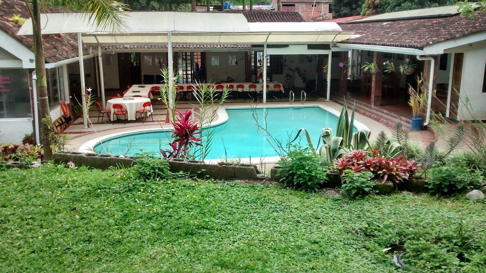 Hotel Orquideas del Tolima - Image 1
