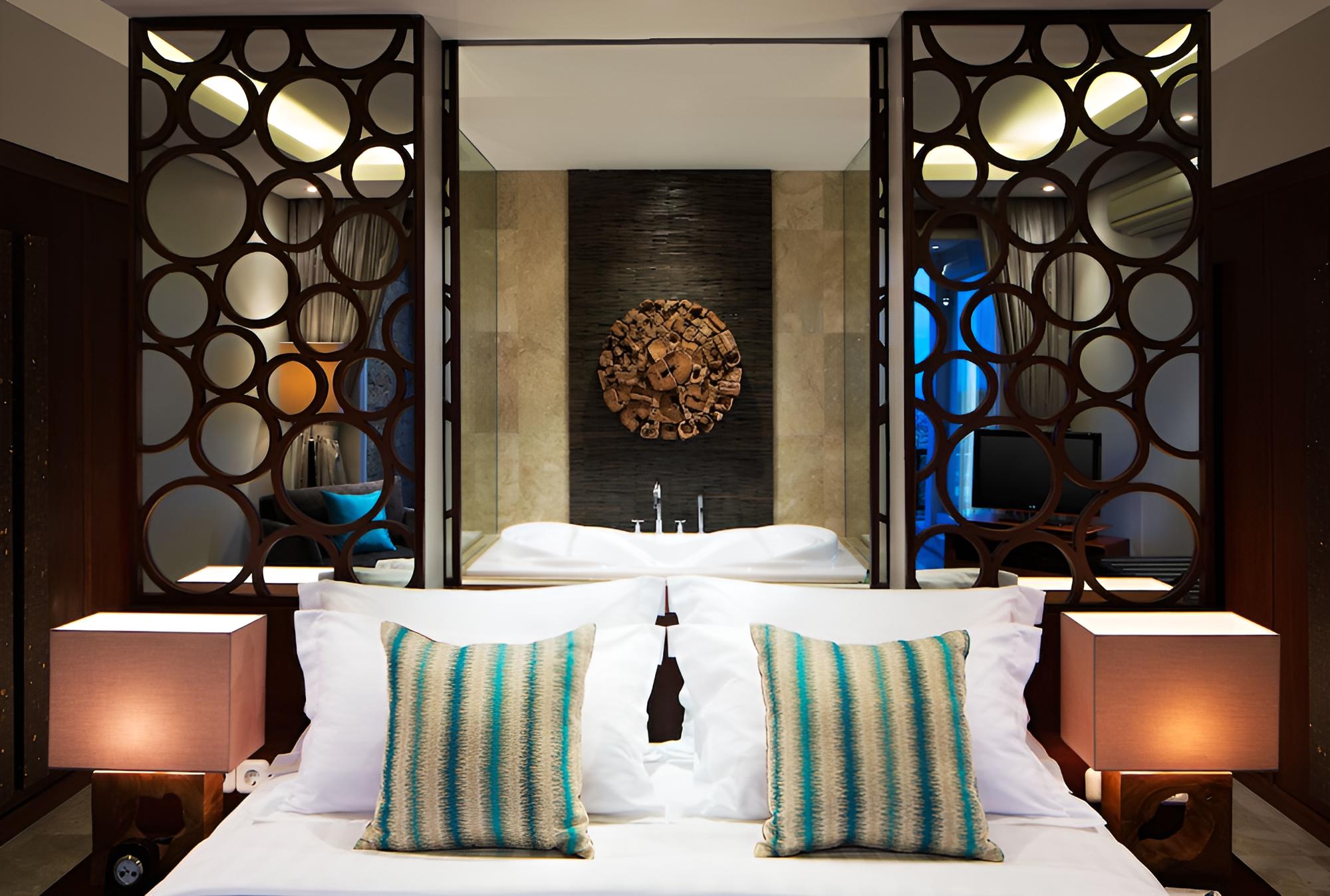 Sun Island Suites & Spa Goa Gong