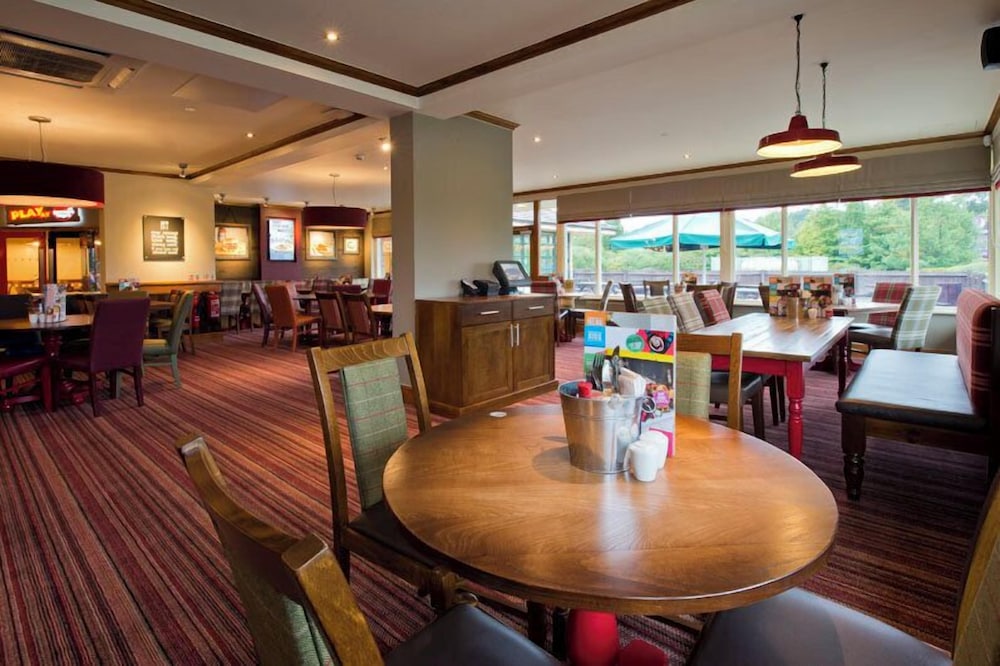 Premier Inn Sheffield/Barnsley - M1 Jct36