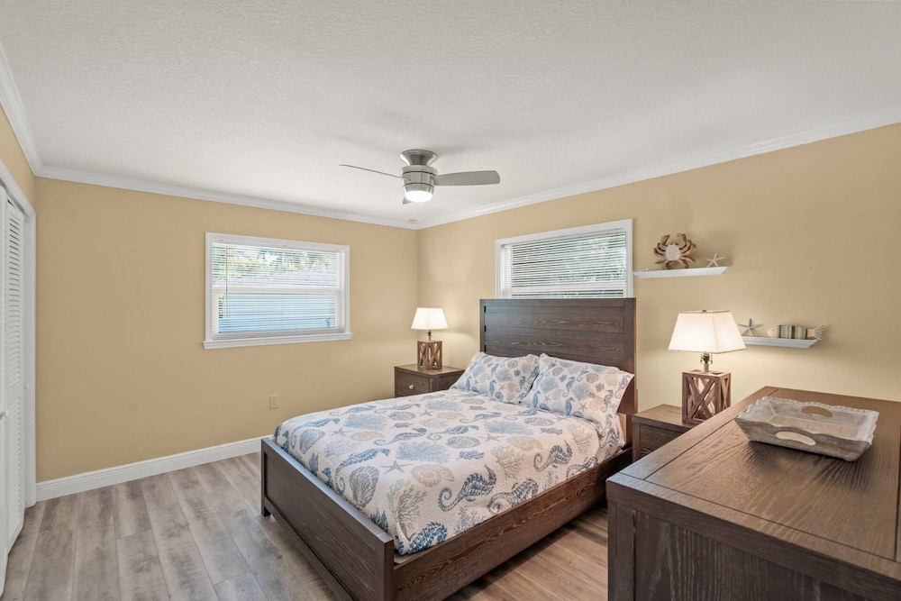 Silver Palm Retreat