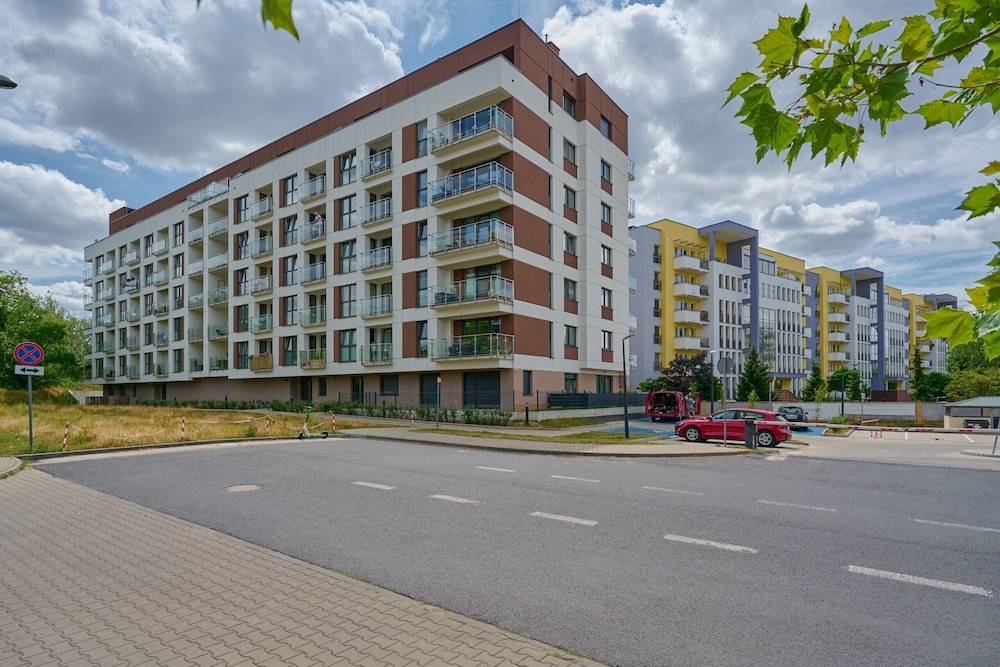 Lwowska by the Lake by Renters Prestige view 5