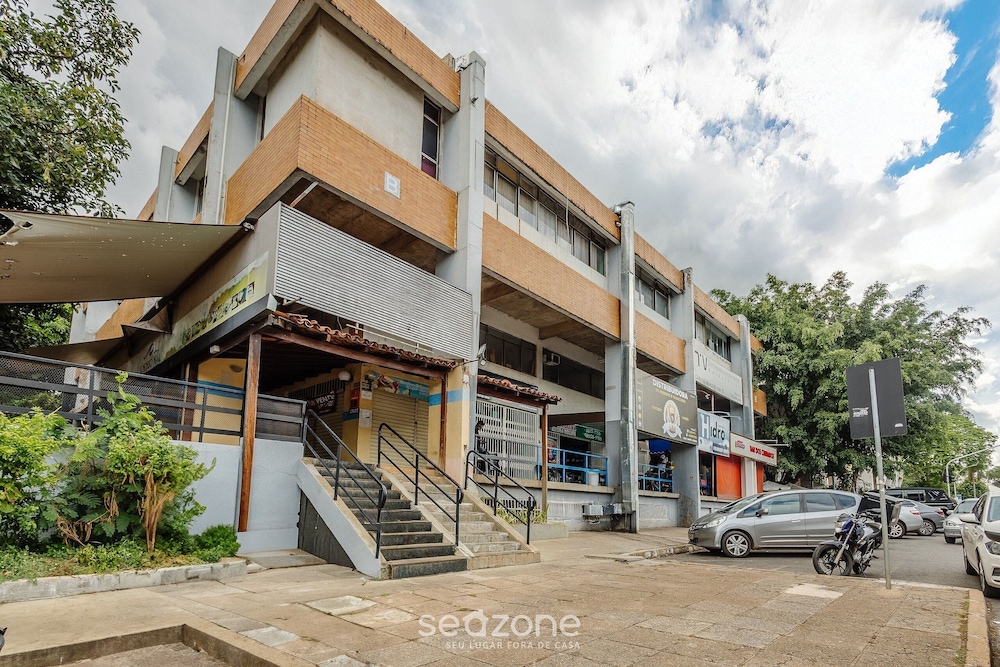 Condominium With Excellent Location in Asa Norte - Amzs