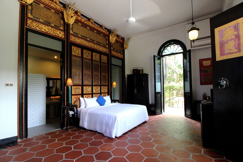Cheong Fatt Tze - The Blue Mansion 14