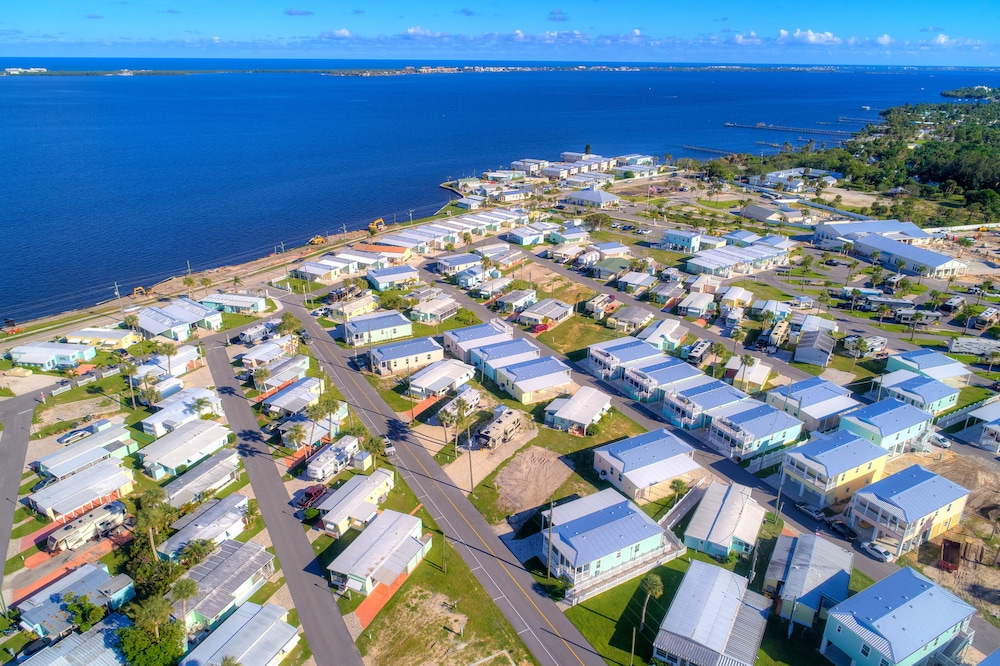 Ocean Breeze RV Resort - Property Image 1
